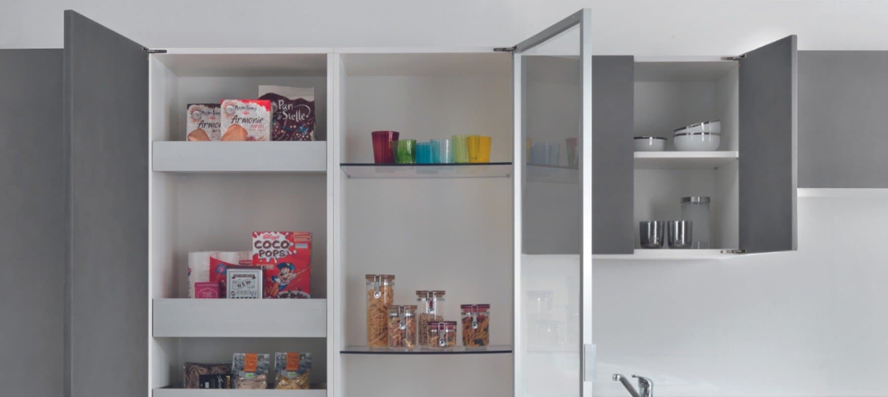 WHAT'S ON THE INSIDE MATTERS, TOO. SHOP FUNCTIONAL CABINET HARDWARE.